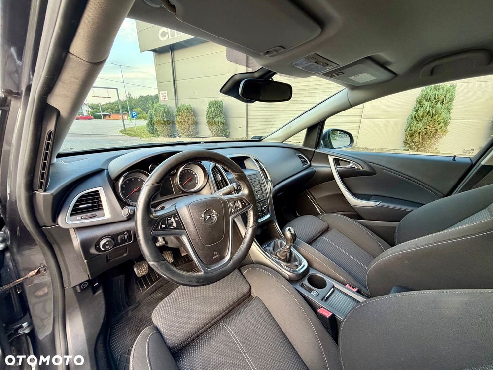 Opel Astra 1.4 Turbo Cosmo - 19