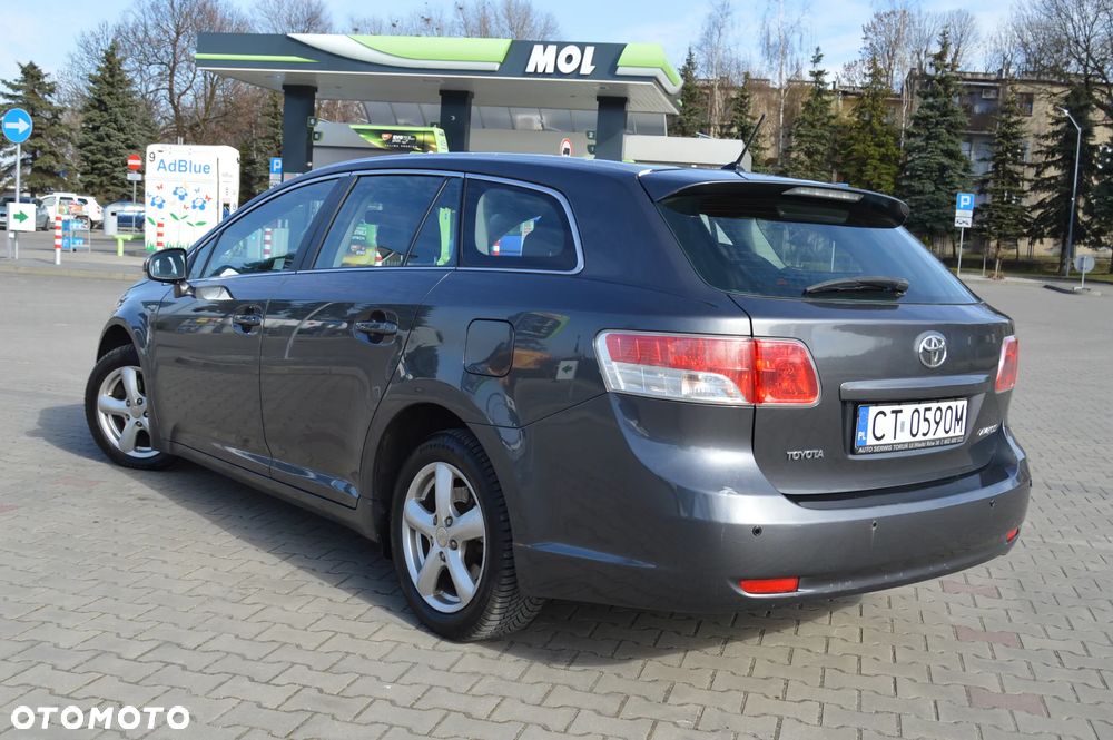 Toyota Avensis 2.0 D-4D Sol - 12