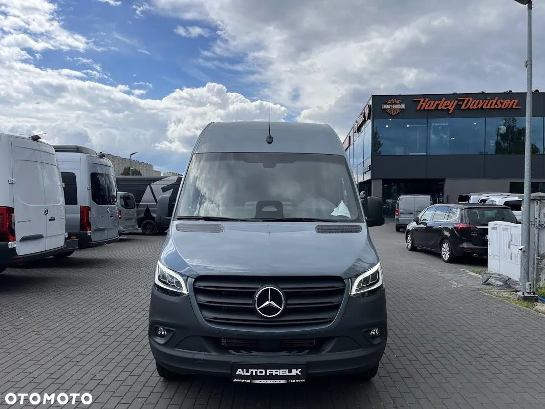 Mercedes-Benz Sprinter - 3