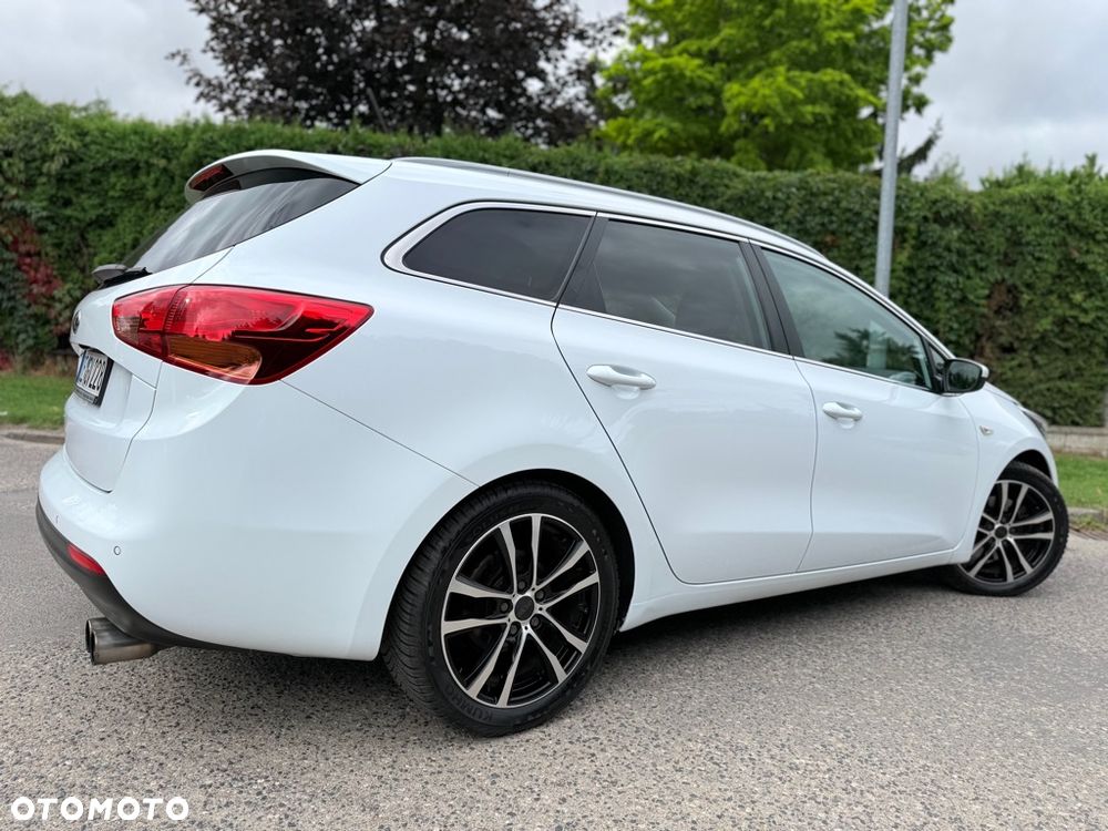 Kia Ceed 1.6 GDI Edition 7 - 17