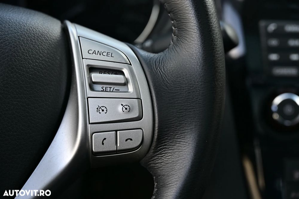 Nissan X-Trail 1.6 dCi ALL-MODE 4x4i Tekna - 32