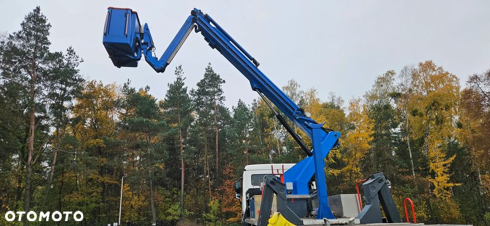 Mercedes-Benz Mercedes Actros1832 - 5