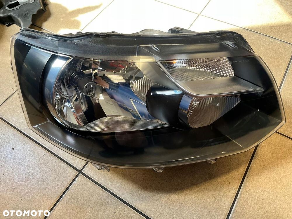 LAMPA LEWY PRZÓD VW TRANSPORTER T5 EU 0301254302 - 1