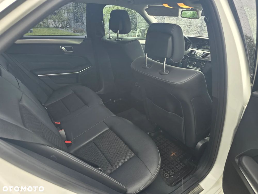 Mercedes-Benz Klasa E 220 BlueTEC 4-Matic Avantgarde - 8