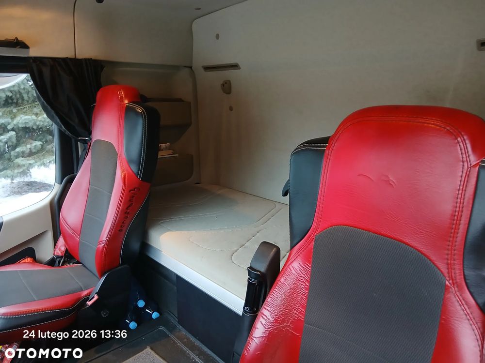 Mercedes-Benz Actros - 6