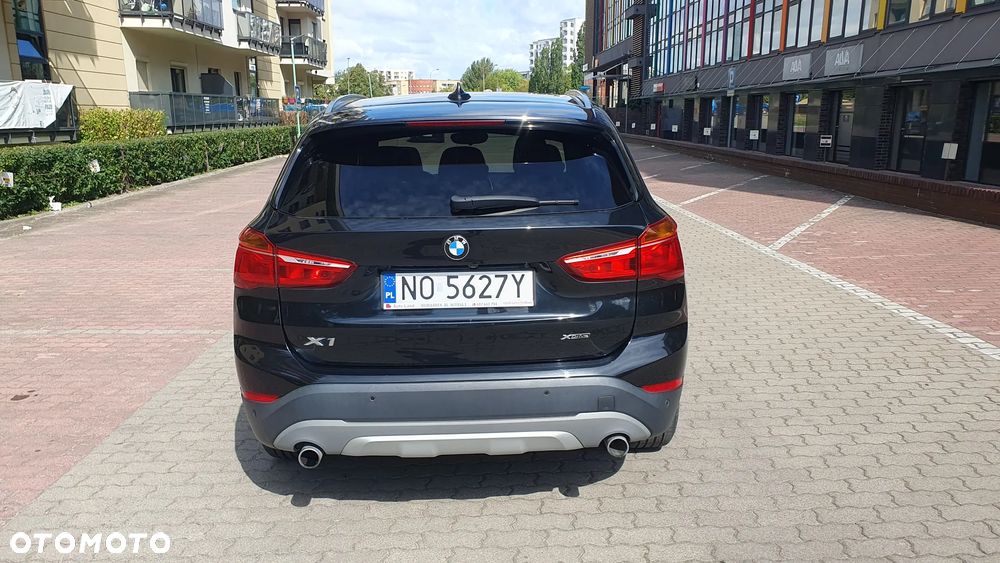 BMW X1 xDrive25i xLine - 6