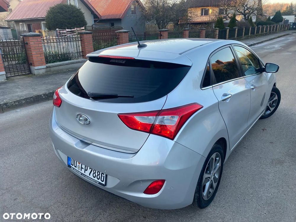 Hyundai i30 1.6 CRDI Trend - 16