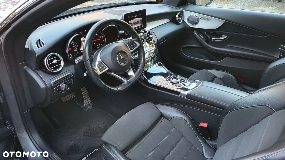 Mercedes-Benz Klasa C 220 d 4Matic 9G-TRONIC AMG Line - 12