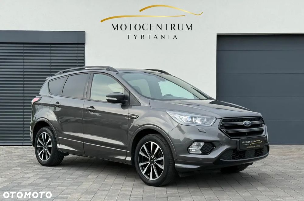 Ford Kuga 1.5 EcoBoost 2x4 ST-Line - 1