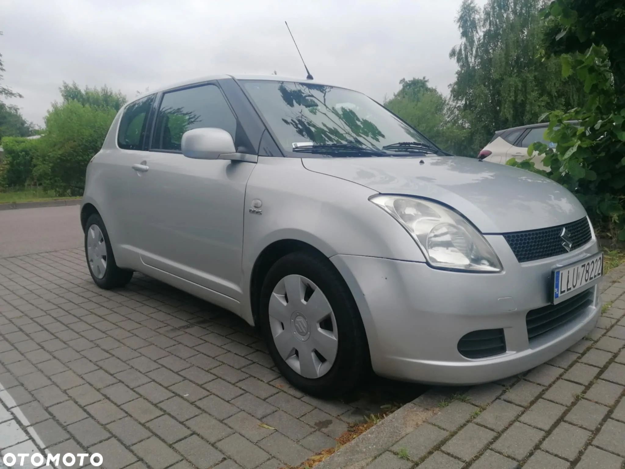 Suzuki Swift 1.3 DDiS GLX / Comfort - 2