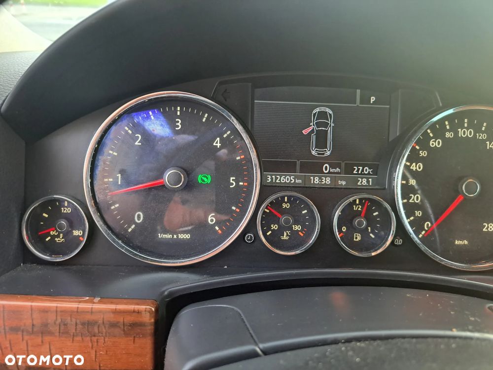 Volkswagen Touareg 3.0 V6 TDI DPF Perfect Tiptr - 12