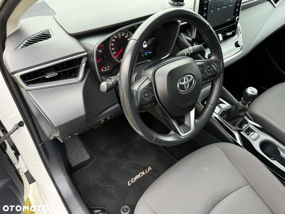 Toyota Corolla 1.5 Comfort - 3