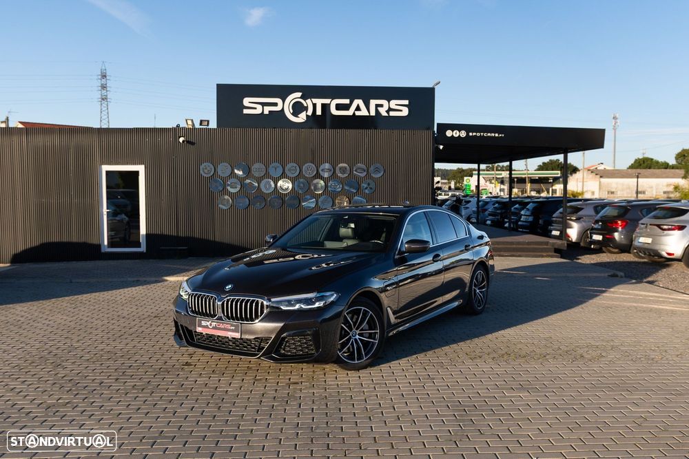 BMW 530 e Pack M - 1