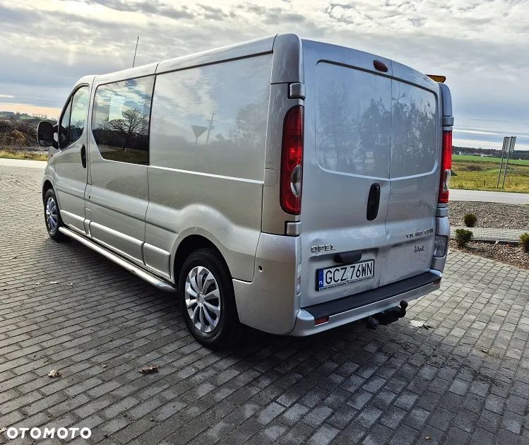 Opel Vivaro L2H1 2.9t - 8