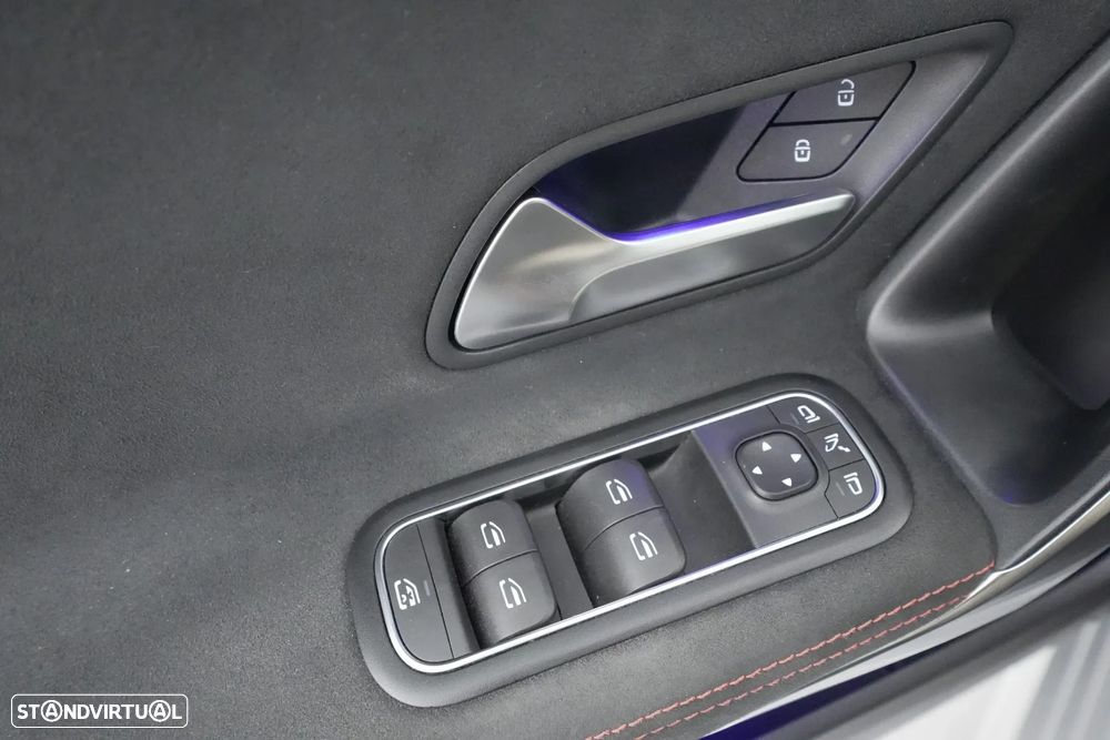 Mercedes-Benz A 180 Limousine d AMG Line Aut. - 23