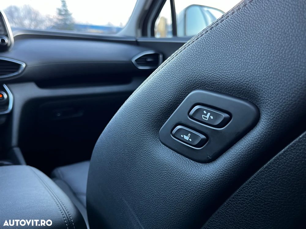 Hyundai Santa Fe - 14