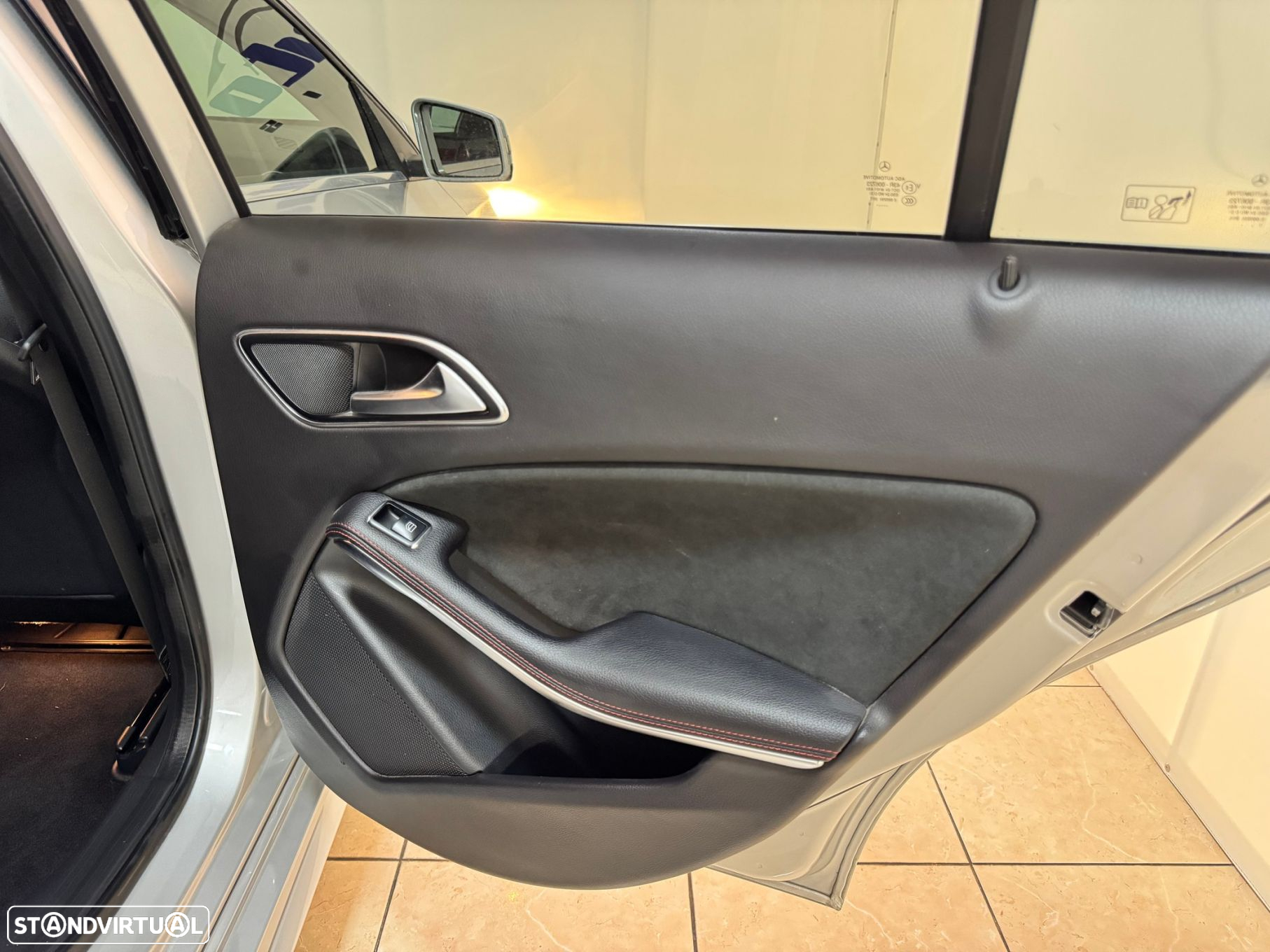 Mercedes-Benz A 180 d AMG Line Aut. - 34