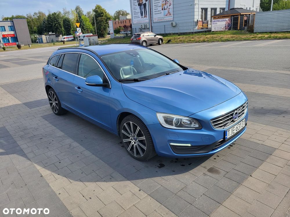 Volvo V60 D2 Momentum - 7
