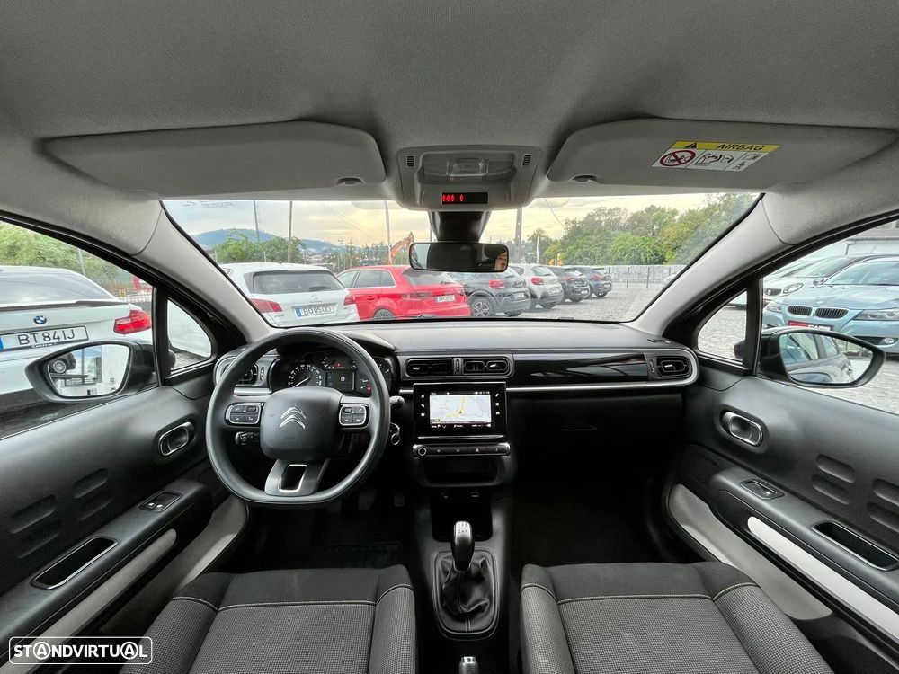 Citroën C3 1.2 PureTech Shine - 17