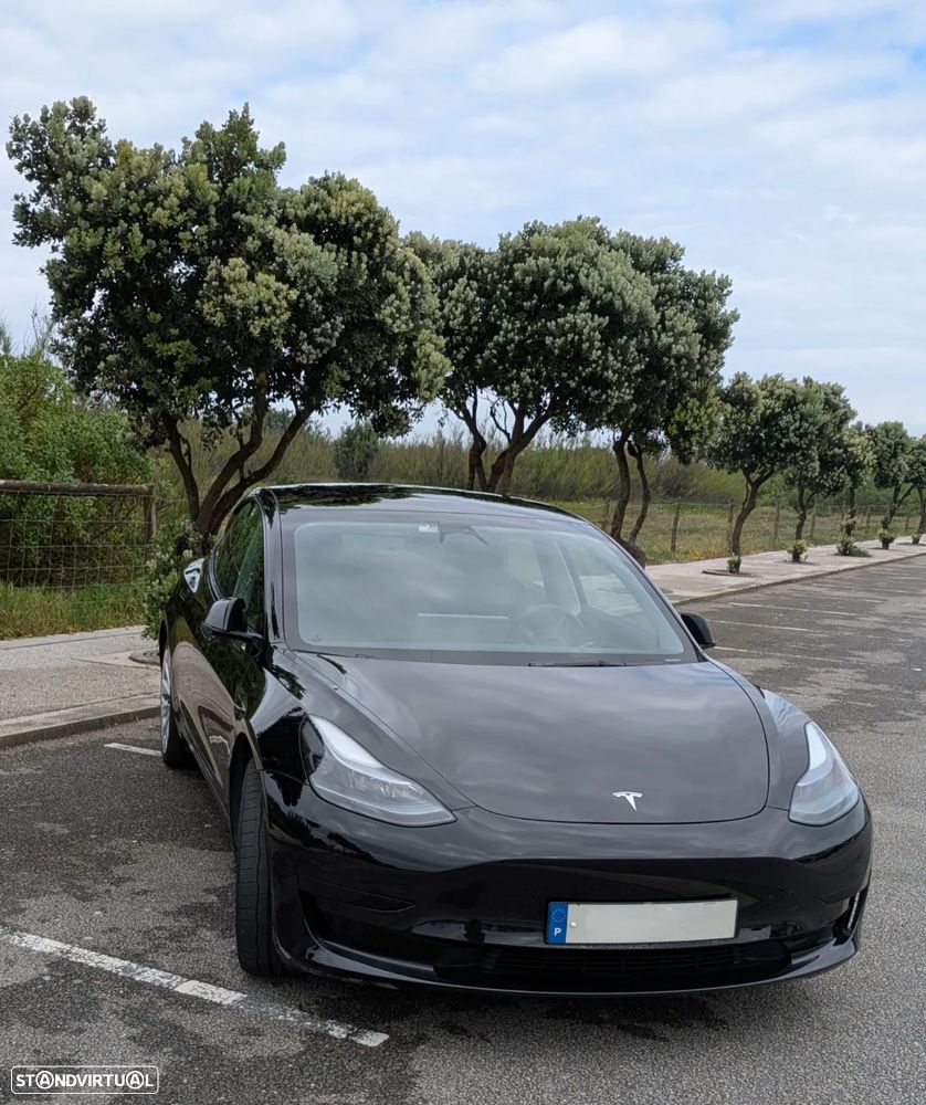 Tesla Model 3 Standard Range Plus RWD - 3