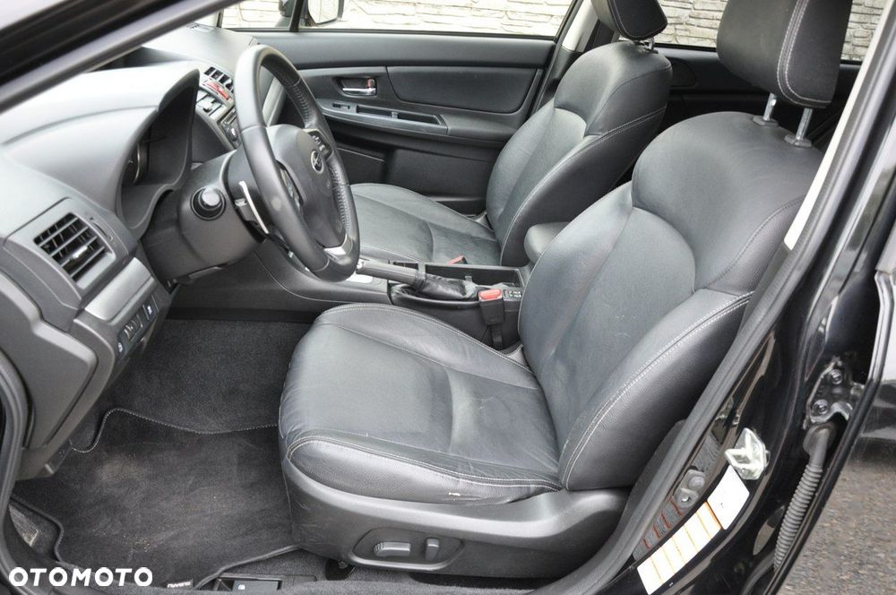 Subaru XV 2.0 i Exclusive Lineartronic - 9