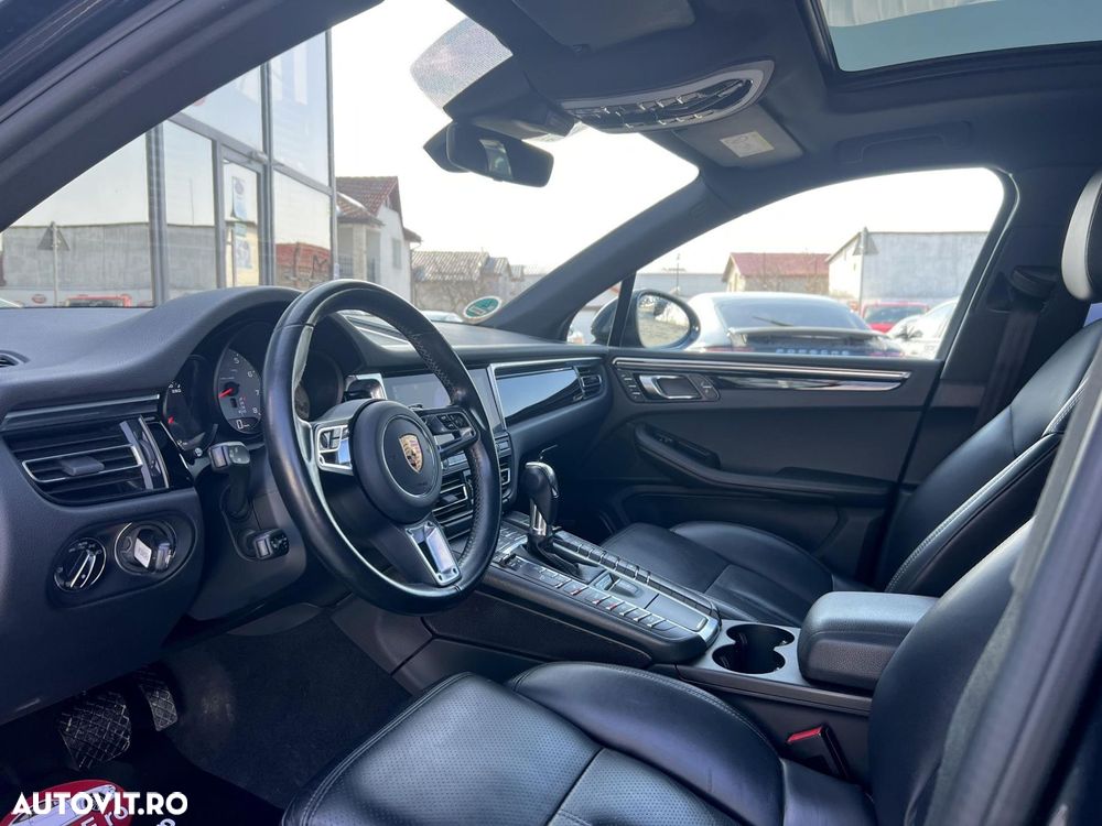 Porsche Macan - 5
