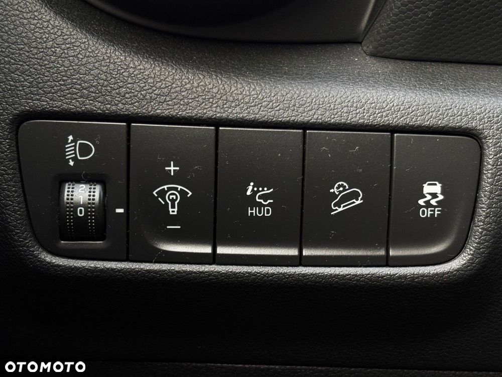 Hyundai Kona 1.6 T-GDI Premium 4WD DCT - 14