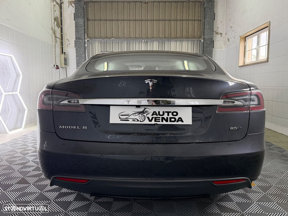 Tesla Model S 85D AWD - 5