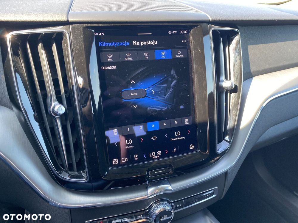 Volvo XC 60 - 22
