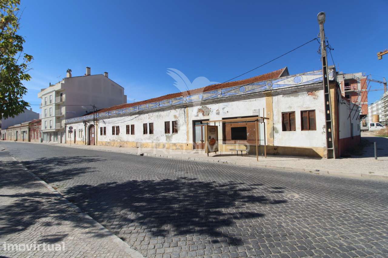 Terreno urbano em área de construção - Montijo - Grande imagem: 2/8