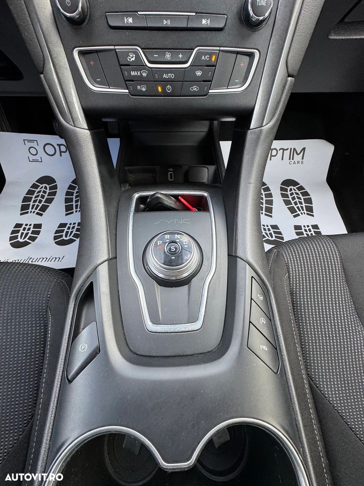 Ford Mondeo - 14