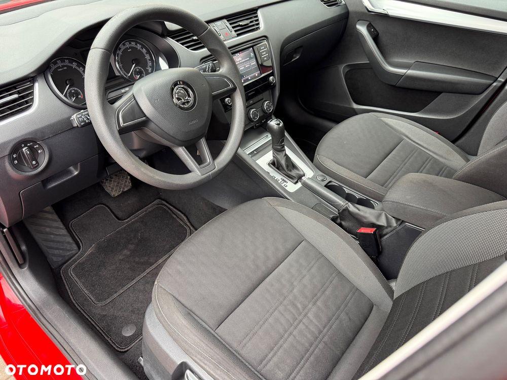 Skoda Octavia 1.6 TDI DSG Ambition - 14