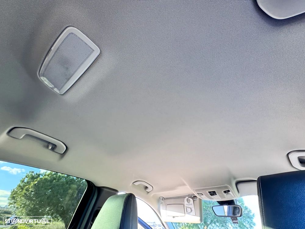 Mercedes-Benz GLA 220 d 4Matic 7G-DCT Urban - 23