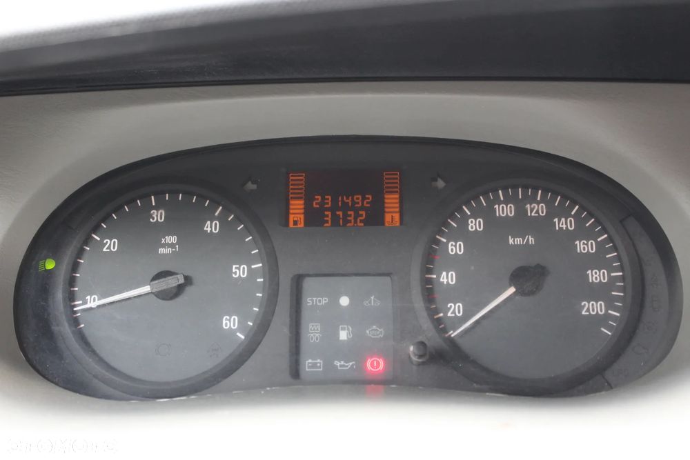 Opel Vivaro - 23