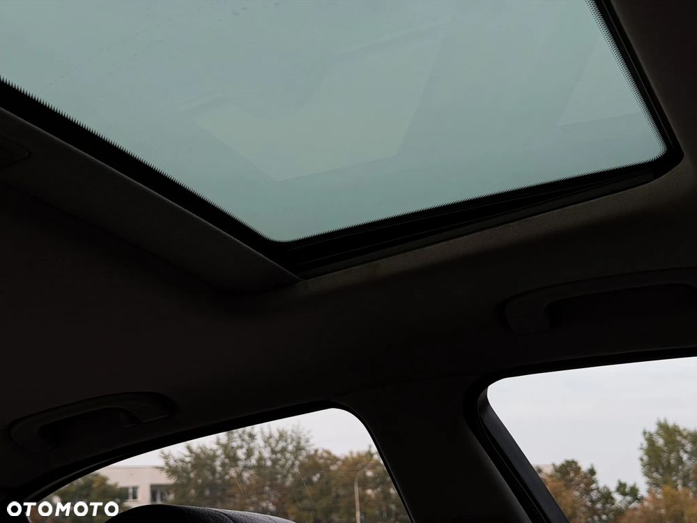 BMW Seria 5 - 32