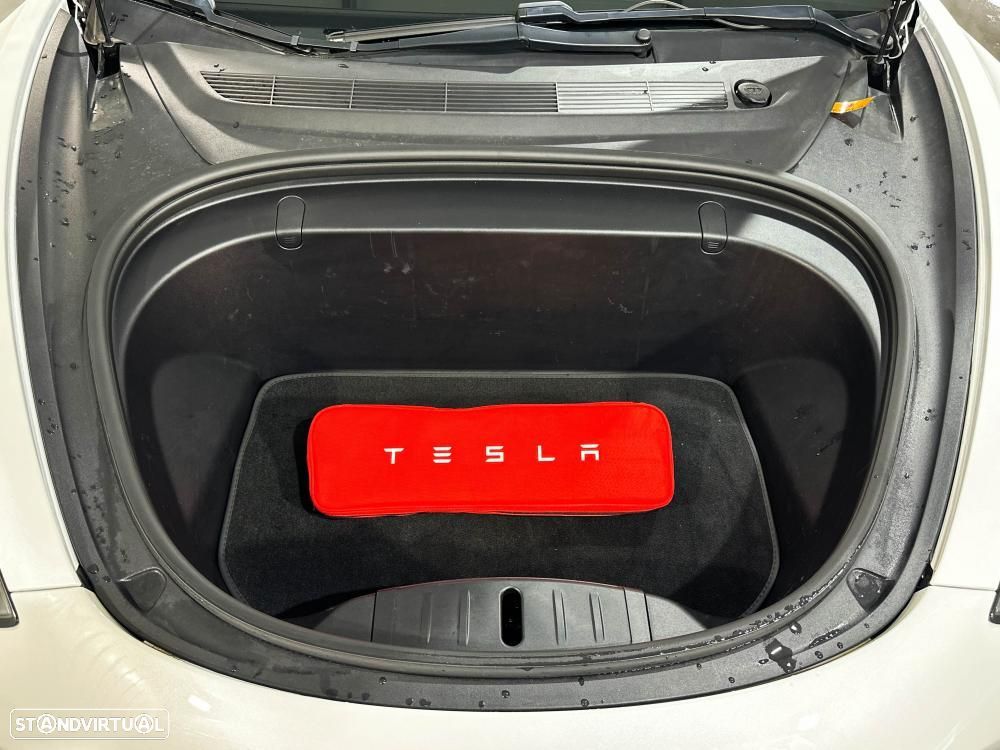 Tesla Model 3 Long-Range Dual Motor AWD - 54