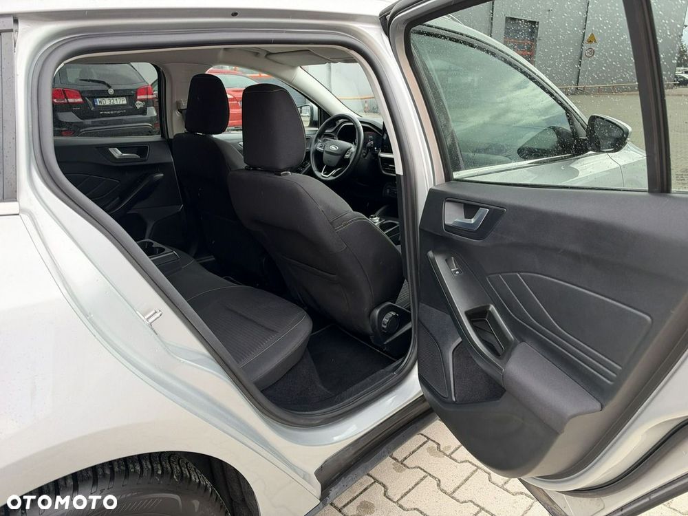 Ford Focus - 17