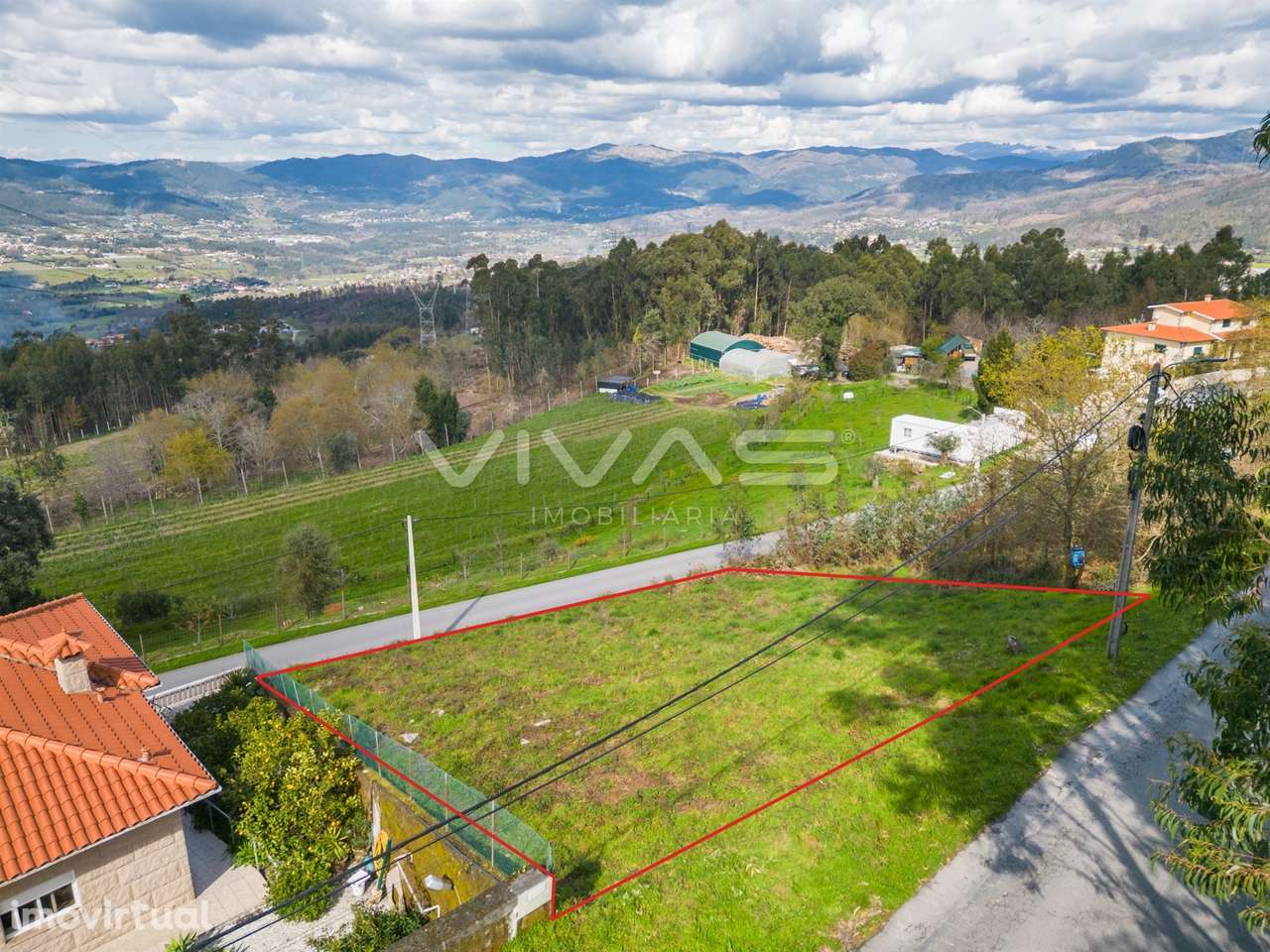 Terreno Urbano  Venda em Covelas,Póvoa de Lanhoso - Grande imagem: 2/19