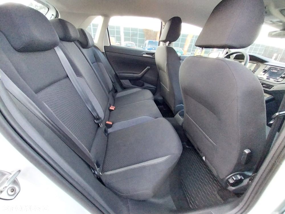 Volkswagen Polo - 6