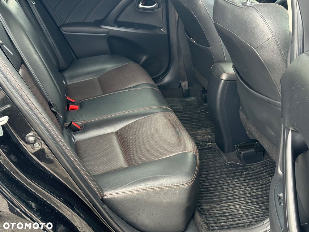 Toyota Avensis 2.0 D-4D Active Business - 12