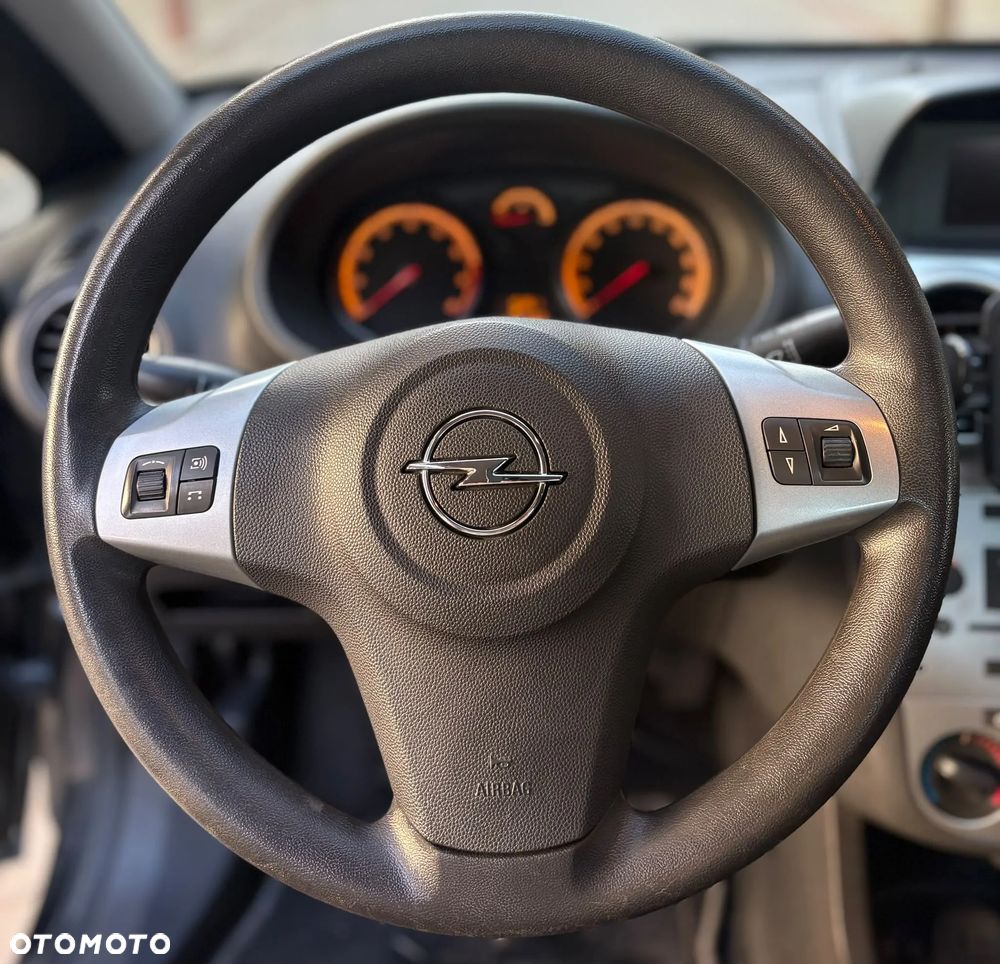 Opel Corsa - 15