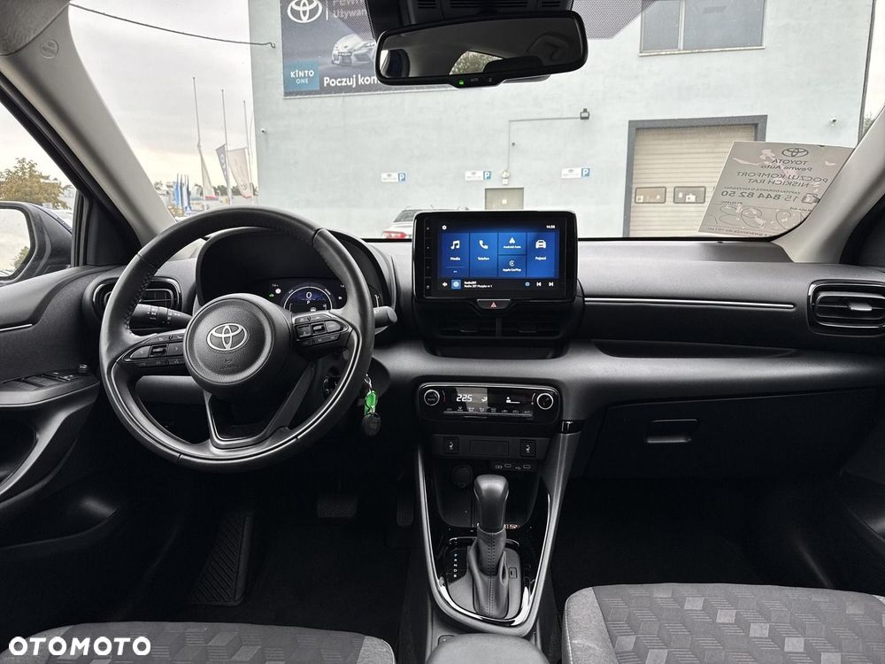 Toyota Yaris Hybrid 1.5 Style - 11