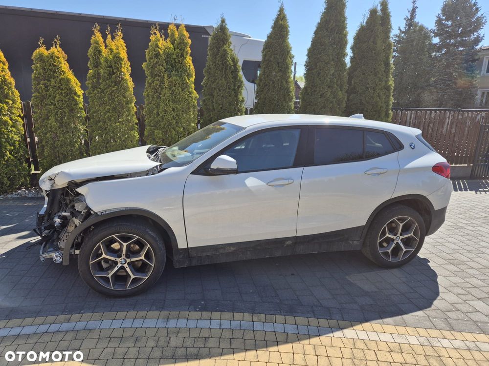 BMW X2 sDrive18d - 9