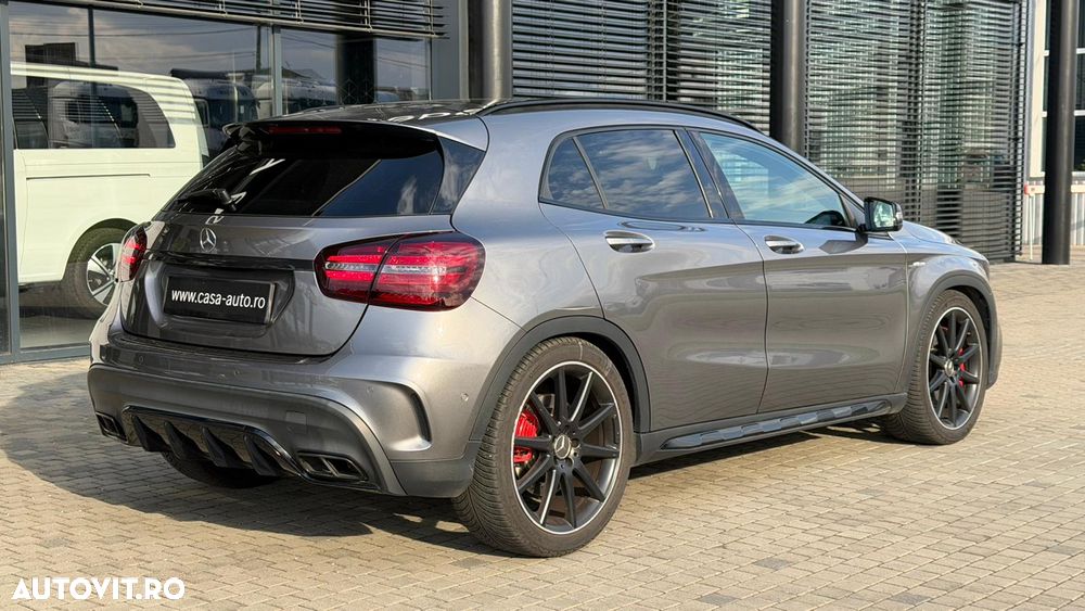 Mercedes-Benz GLA - 5