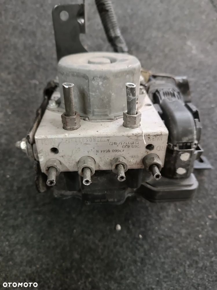 POMPA ABS 476608644R RENAULT CLIO IV - 2