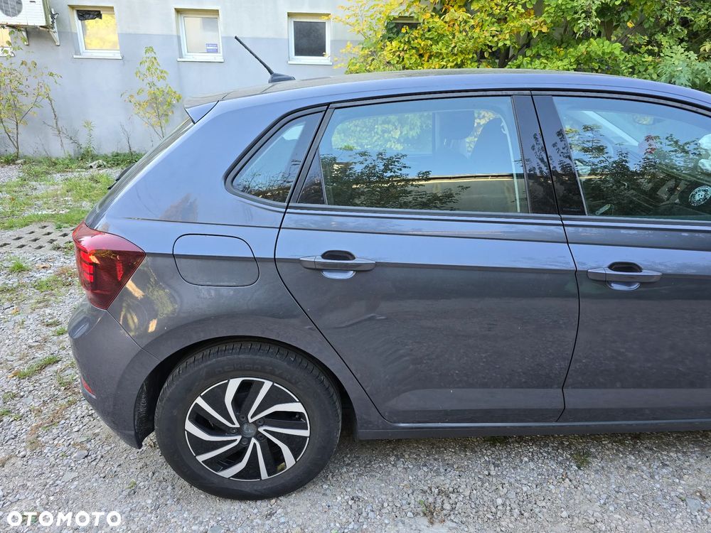 Volkswagen Polo - 24