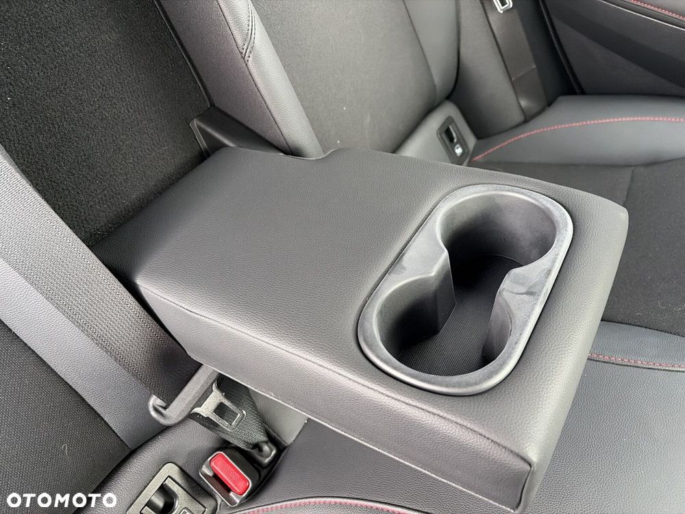 Toyota Corolla - 21