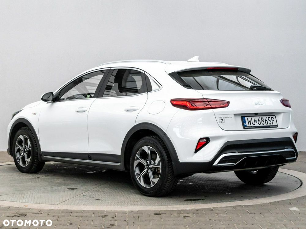 Kia XCeed 1.5 T-GDI M - 4