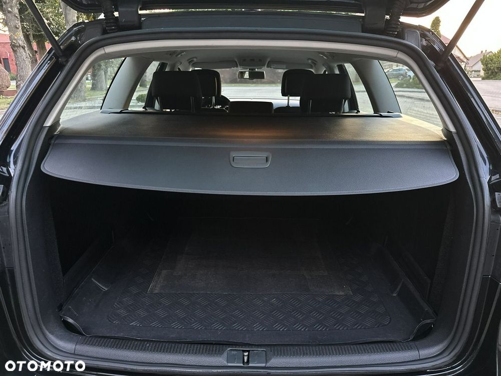 Volkswagen Passat - 40