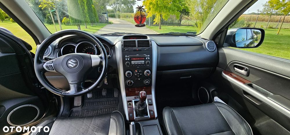 Suzuki Grand Vitara 1.9 DDiS De luxe - 12
